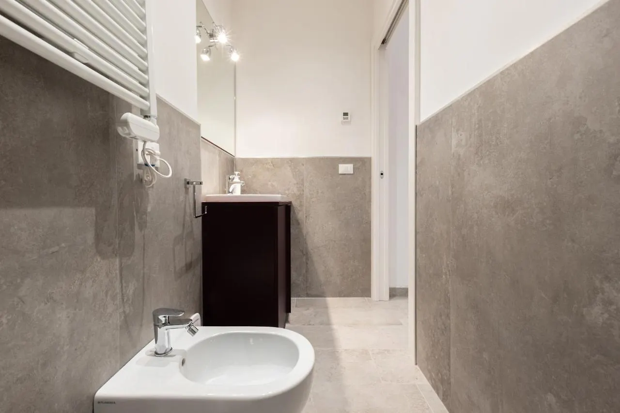Goito 3, Bologna By Short Holidays Apartment